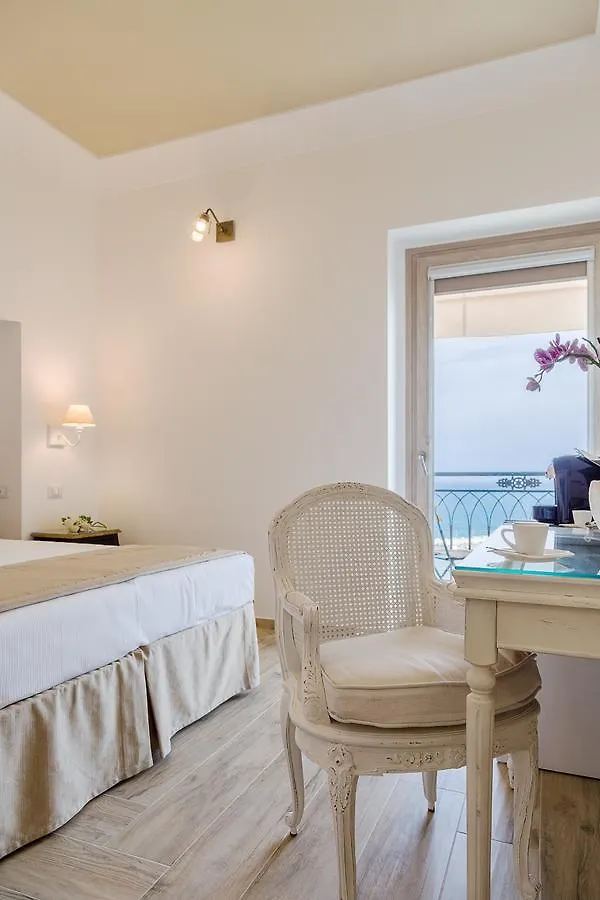 Domus Maris Relais Boutique Hotel Sciacca 3*,